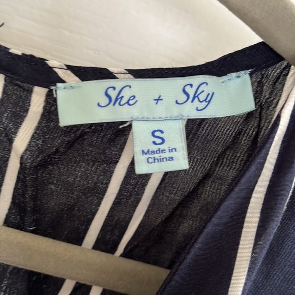 Navy Romper/skirt-size small - Picture 3 of 4